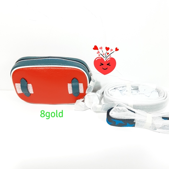 Coach X Spider-Man  Convertible Belt Bag - Picture 8 of 10